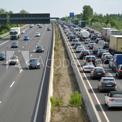Autobahnstau 4-spurig