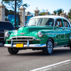 Karibik Kuba Havanna Oldtimer auf der Strasse