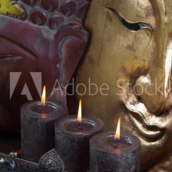 Im Antlitz Buddha's - Asiatischer Hintergrund