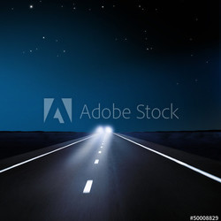 Gegenverkehr bei Nacht