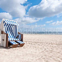 weißer Strandkorb quer