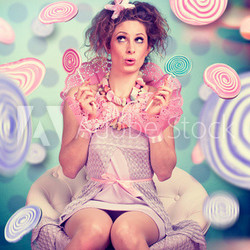 Mädchen im Süßigkeitenregen / candy 10